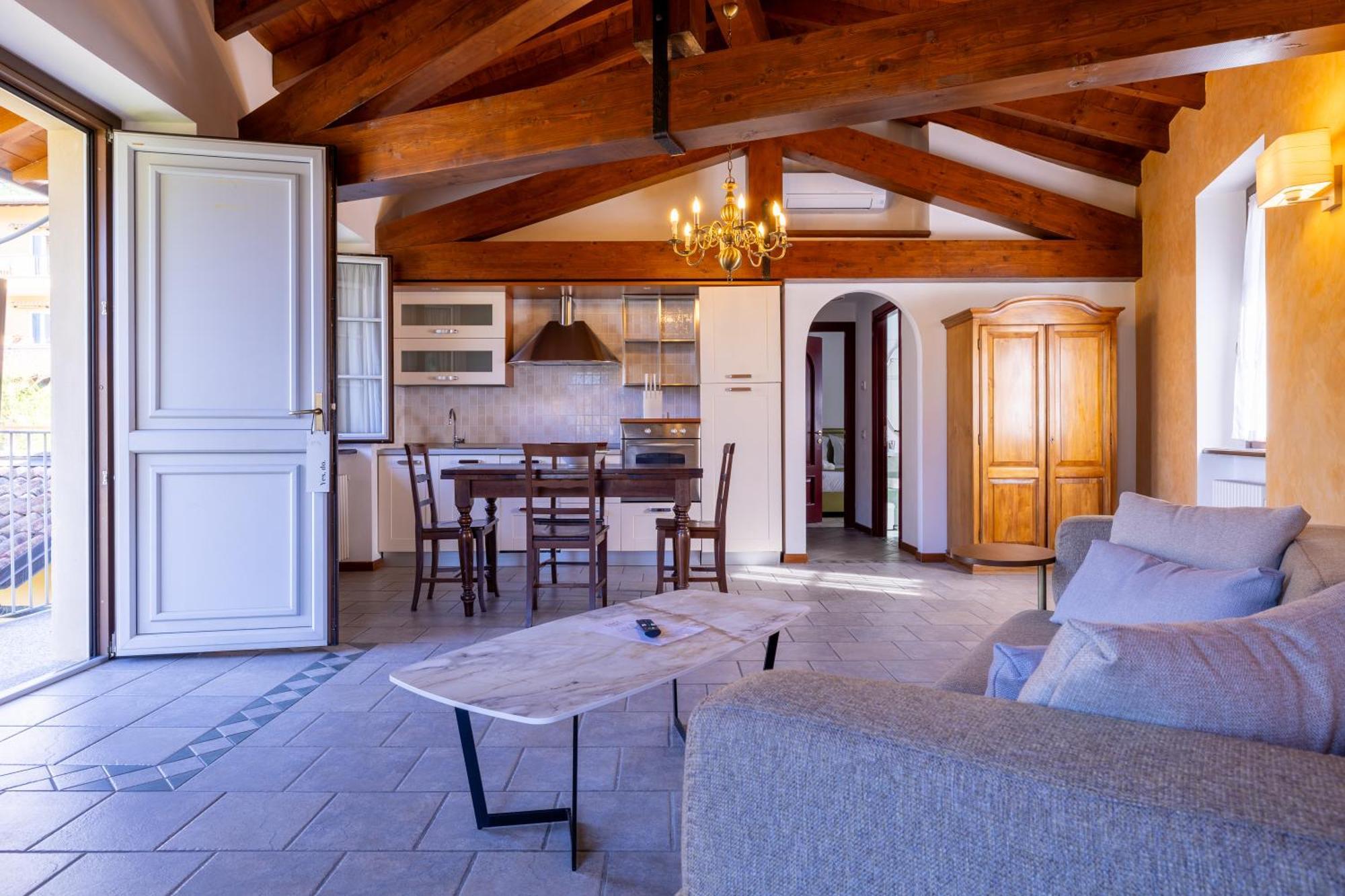 Albergo Villa Edy 트레메쪼 외부 사진
